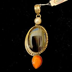 SS Black onyx, pearl and Sunstone pendant